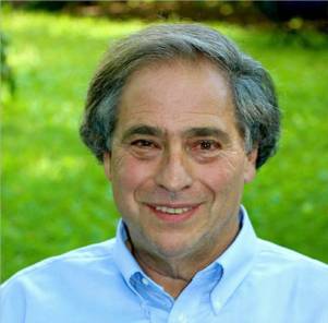 Bob Head Shot July 31 B - 2015 CROP